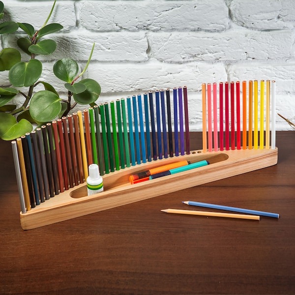 Colored pencils holder, free personalization, painter gift, wood pencil holder, wooden pencil holder, art kit, gifts for artists,unique gift