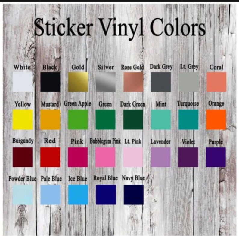 Op de afbeelding: Een kaart met sticker-vinylkleuren, die een verscheidenheid aan kleuren in vierkanten laat zien. De kleuren omvatten wit, zwart, goud, zilver, roosgoud, donkergrijs, lichtgrijs, koraal, geel, mosterd, groene appel, groen, donkergroen, mint, turquoise, oranje, bordeauxrood, rood, roze, bubblegumroze, lichtroze, lavendel, violet, paars, poederblauw, lichtblauw, ijsblauw, koninklijkblauw en marineblauw.