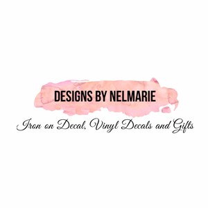 Op de afbeelding: Een roze aquarelontwerp met de tekst "DESIGNS BY NELMARIE" en de slogan "Iron on Decal, Vinyl Decals and Gifts".