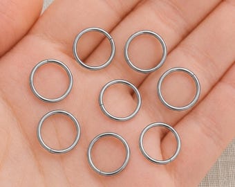 Nose Ring Hoop Titanium Implant Grade - Nose Piercing - Cartilage Earring - Tragus Jewelry - Rook Earring - 22G 20G 18G Seamless Ring