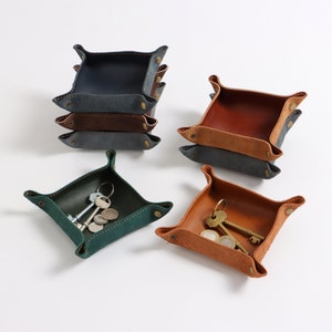 Leather Catch all Tray Leather Valet Tray 10 centimeters by 10 centimeters basket that’s 3 centimeters high