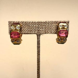 Nina Ricci hoop clips