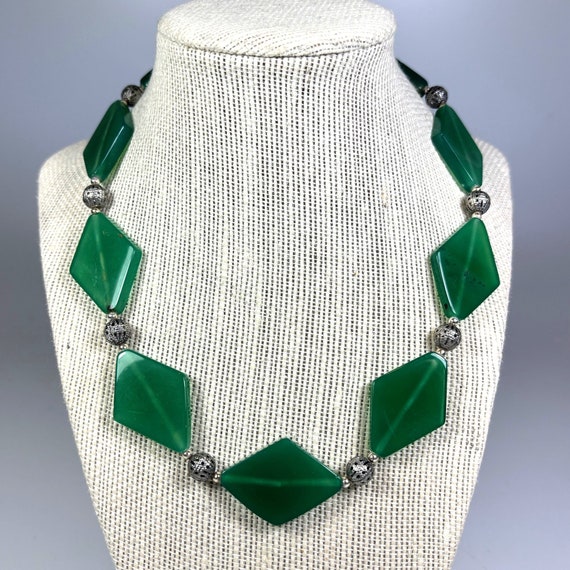 Art Deco green Chalcedony necklace