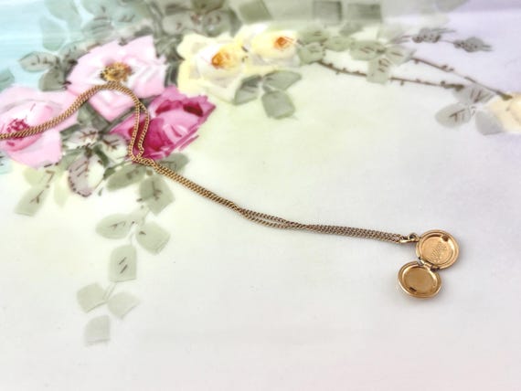 Small gold filled locket - image 3
