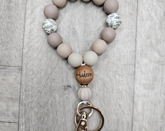 Silicone Keychain Wristlet - Keyring wristlet  Personalised With Any Name Stretchy Size - Mum's Keyring Wristlet