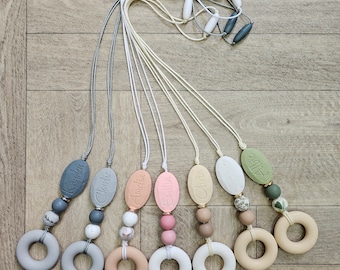 Personalised nursing necklace/breastfeeding accessories/fiddle necklace/stylish,practical jewelry with name