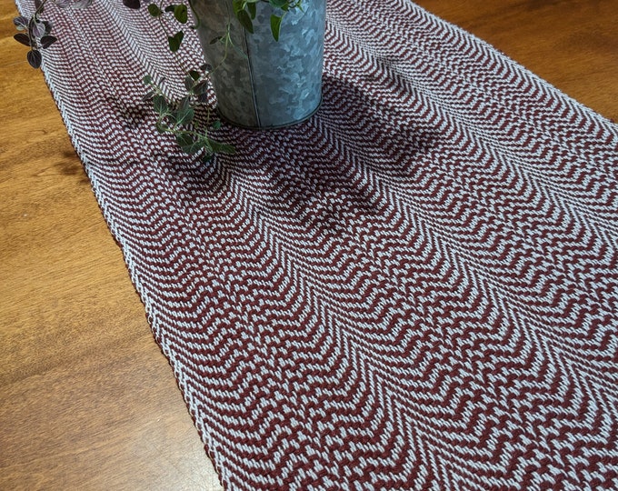 Burgundy Breeze - HANDWOVEN TABLE RUNNER
