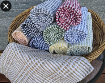 Handwoven Cotton Hand Towel, 100% Natural Fibers, Ultra-Absorbent, Available in Various Colors