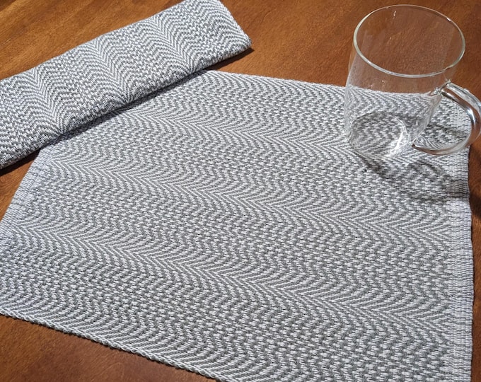 Gray Placemats – Set of 4 | Handwoven 17x13 Modern Rustic Linens