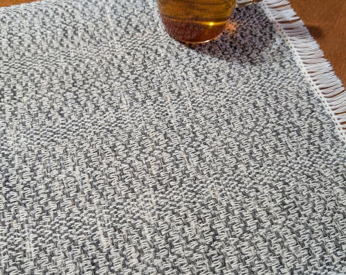 Handwoven Placemats – Set of 4 or 6 | Charcoal & Natural | 13.5 x 18 in (excl. fringe)