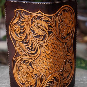 Leather Long Wallet Sheridan Carving Carving Leather - Etsy