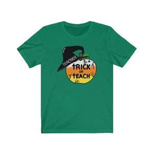Halloween Trick or Teach Apple Pumpkin Candy Corn Witch Hat Spider Webs Unisex Jersey Short Sleeve Tee