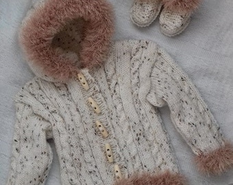 Knitted cardigan, Hooded cardigan with booties, with faux fur trim, baby clothing, clothing set, handmade,