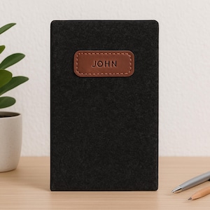 Custom Felt Phone Sleeve with Leather Name Patch – iPhone, Samsung, Pixel – Protective Case Cover – Personalized Gift for Him/Her