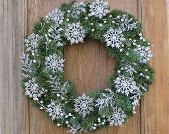 Snowflake Wreath, Winter Wreath, Icy Wreath, Christmas Decor, Sparkling Wreath, Front Door Wreath, Silver Wreath, Winter Decor, Door Wreath