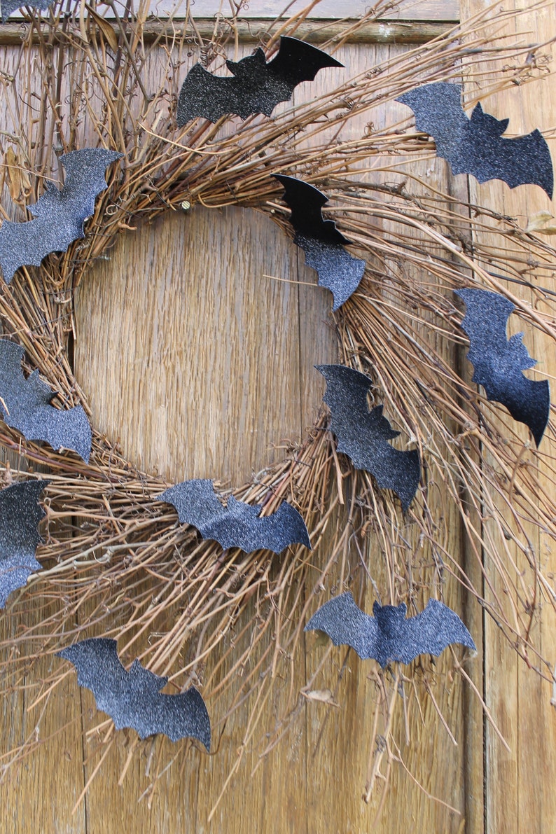 Halloween Wreath, Bat Wreath, Halloween Decor, Halloween Door Wreath, Front Door Wreath, Bat Decor, Classy Halloween Wreath, Natural Wreath image 5