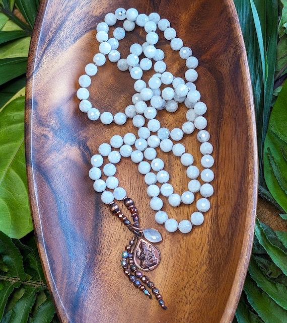 Hand knotted Moonstone Ganesh Mala Hand knotted Moonstone Ganesh Mala