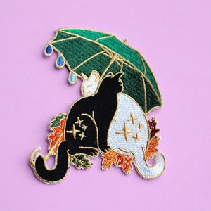 Stryklapp med paraplykatt Höstlapp Höstlapp Kattlapp Kramakatter Säsongslapp Svartvit katt Höstkatt Höstkatt Gåva