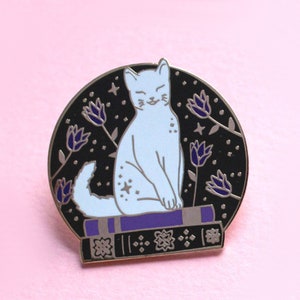 Book loving Cat enamel pin Enamel pin Cat lover gift Book lover White cat Book pin Bookworm gifts Literary pin