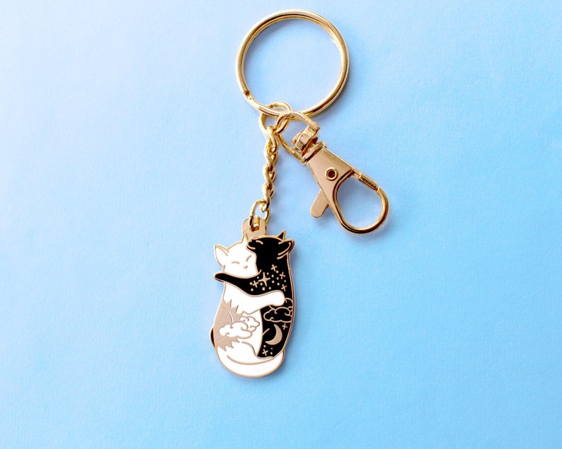 Day & Night Hugging Cat Keychain Yin yang cat Moon keychain Cute keychain Cat lover Stocking stuffer Cat lady gifts Constellation Black cat image 3