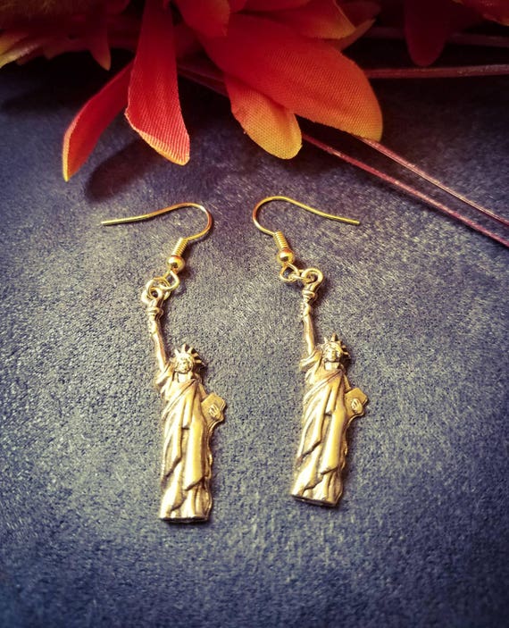 statue of liberty earrings