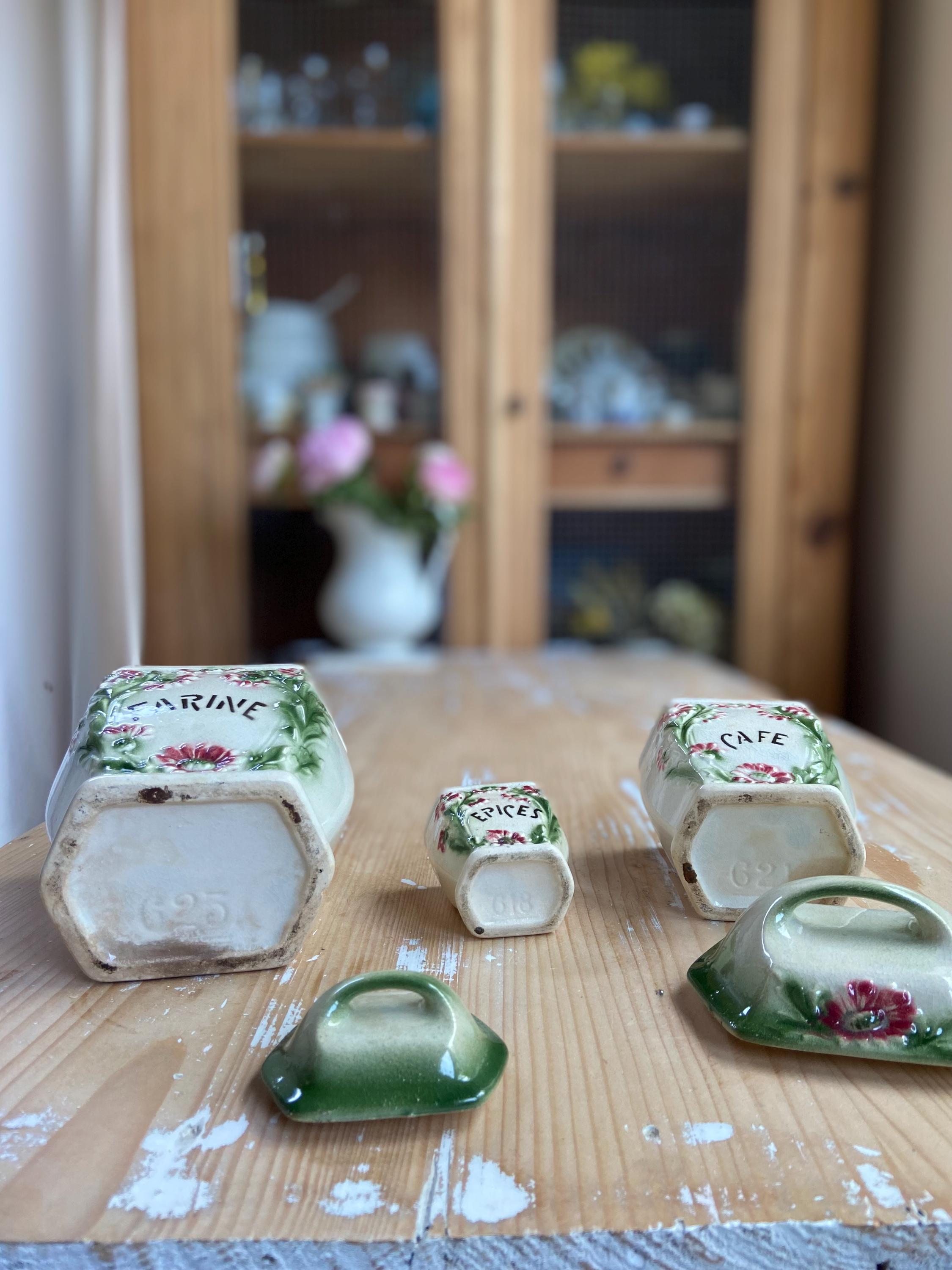 魅力的なアンティークのフランスの鉄石製スパイスポットセット - Etsy 日本