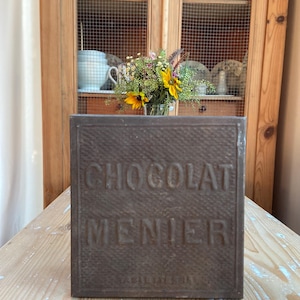 Vintage Chocolat Menier Box - Etsy