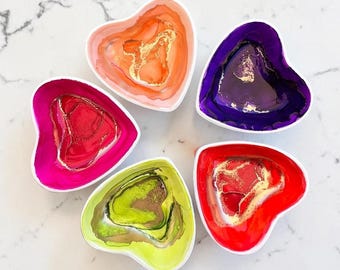 Plato para joyas con forma de corazón pintado a mano, plato para joyas con tinta de alcohol, soporte para anillos estilo bohemio