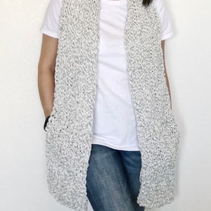 This chunky scarf is 60 inches long.