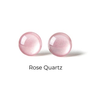 Rosa schimmernde Ohrringe - Bunte Punkt-Ohrstecker - Einfache kleine Harz-Ohrstecker - Hypoallergene Titan oder Chirurgenstahl Stifte