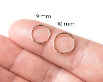 Örhängesset med ringar - Roséguldörhängen - Små ringar - 14k roséguldfyllda ringar - Roséguld Huggie-örhängen - 9 mm, 10 mm