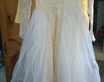 Vintage Wedding dress 1940's