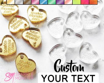 Etiquetas de joyería de corazón personalizadas: dijes acrílicos cortados con láser y grabados