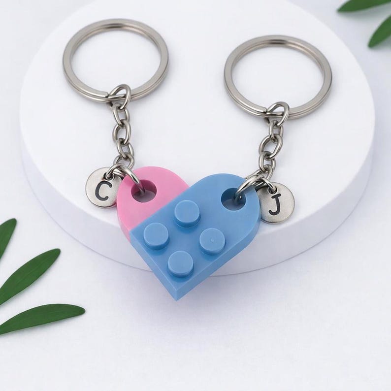 Initial Heart Keychain Set, Personalized Couple Boyfriend Girlfriend Gift, Matching keychains for her, for him, Friend Gift, Couple Gift image 1