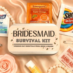 Bridesmaid Survival Kit - Day of Wedding Gift, Bridesmaids&#39; Gifts, Bridesmaid Gifts,  Bridesmaid Emergency Kit, Bridesmaid Gift