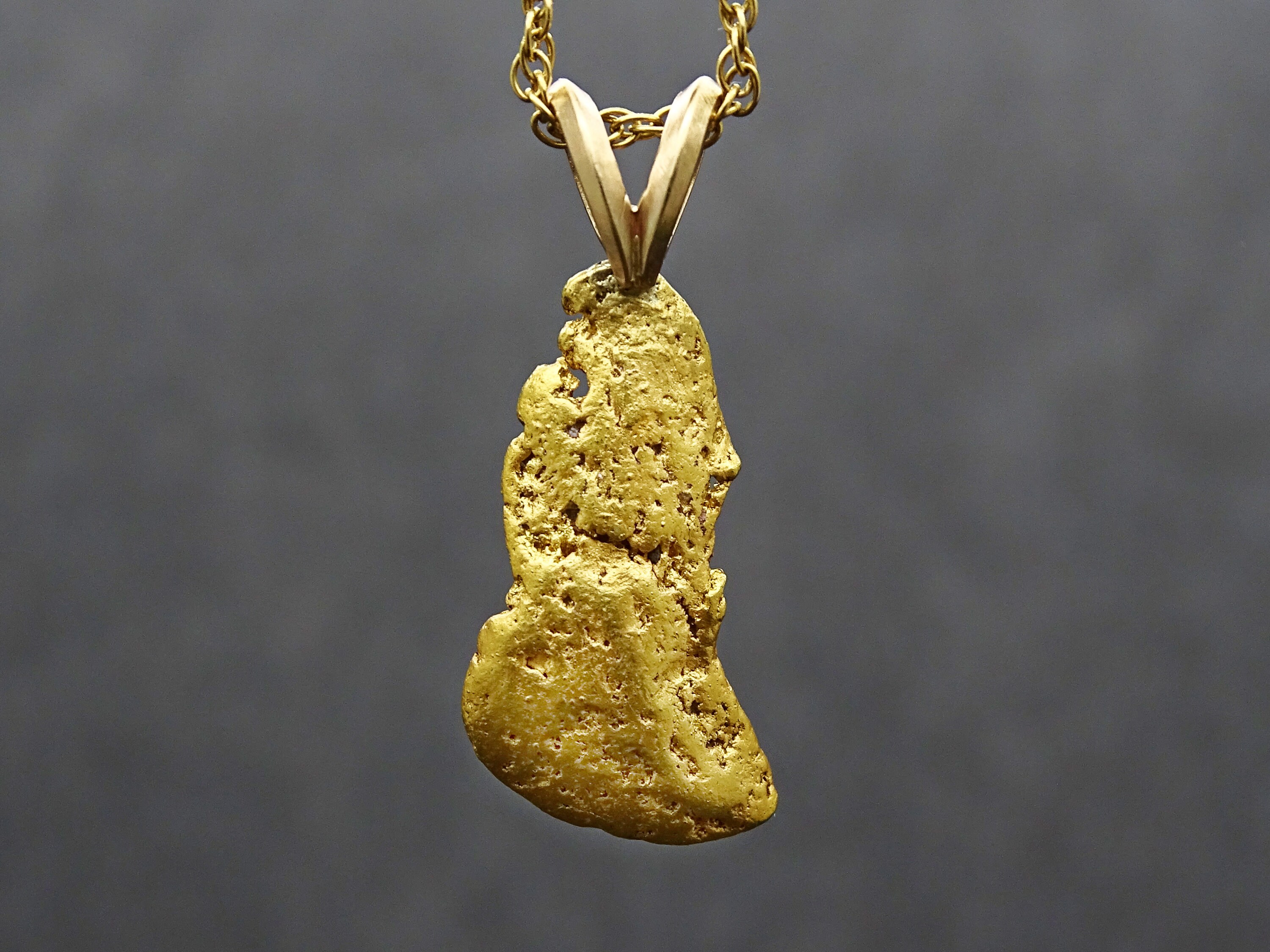 mens gold nugget necklace