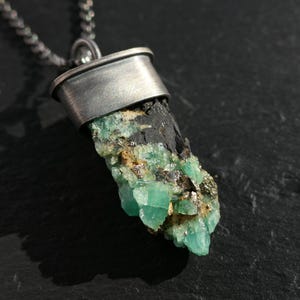 uncut emerald in matrix pendant dark silver, Colombian emerald necklace, crystal cluster pendant, birthstone gift for men, anniversary gift