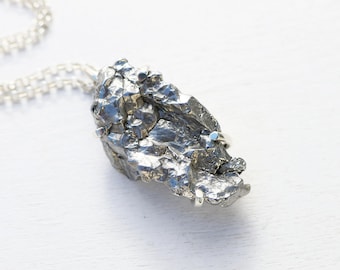 Collar de meteorito de hierro auténtico: colgante celestial en plata de ley, regalo para hombres y mujeres.