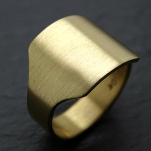 mens signet ring gold, gold signet ring men, signet ring women gold, big mens ring gold, signet gold ring, mens gold ring, signet pinky ring