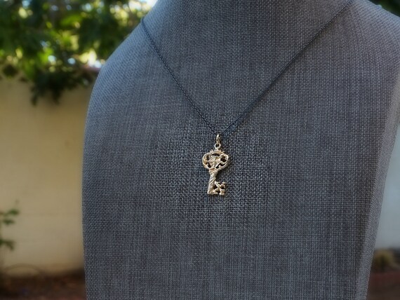 dainty gold key pendant, womens key necklace, ant… - image 8