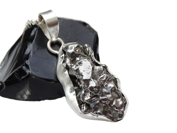 Meteorite Dog Tag Pendant Silver Pendant Necklace for Men | AWNL Stockholm