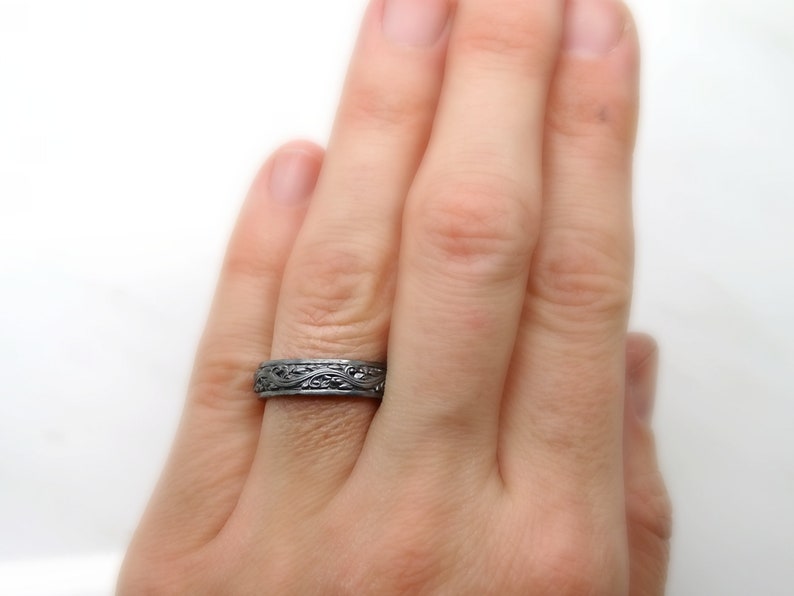 floral promise ring flower eternity ring gift for her floral engagement ring black flower ring pagan wedding ring black silver ring
