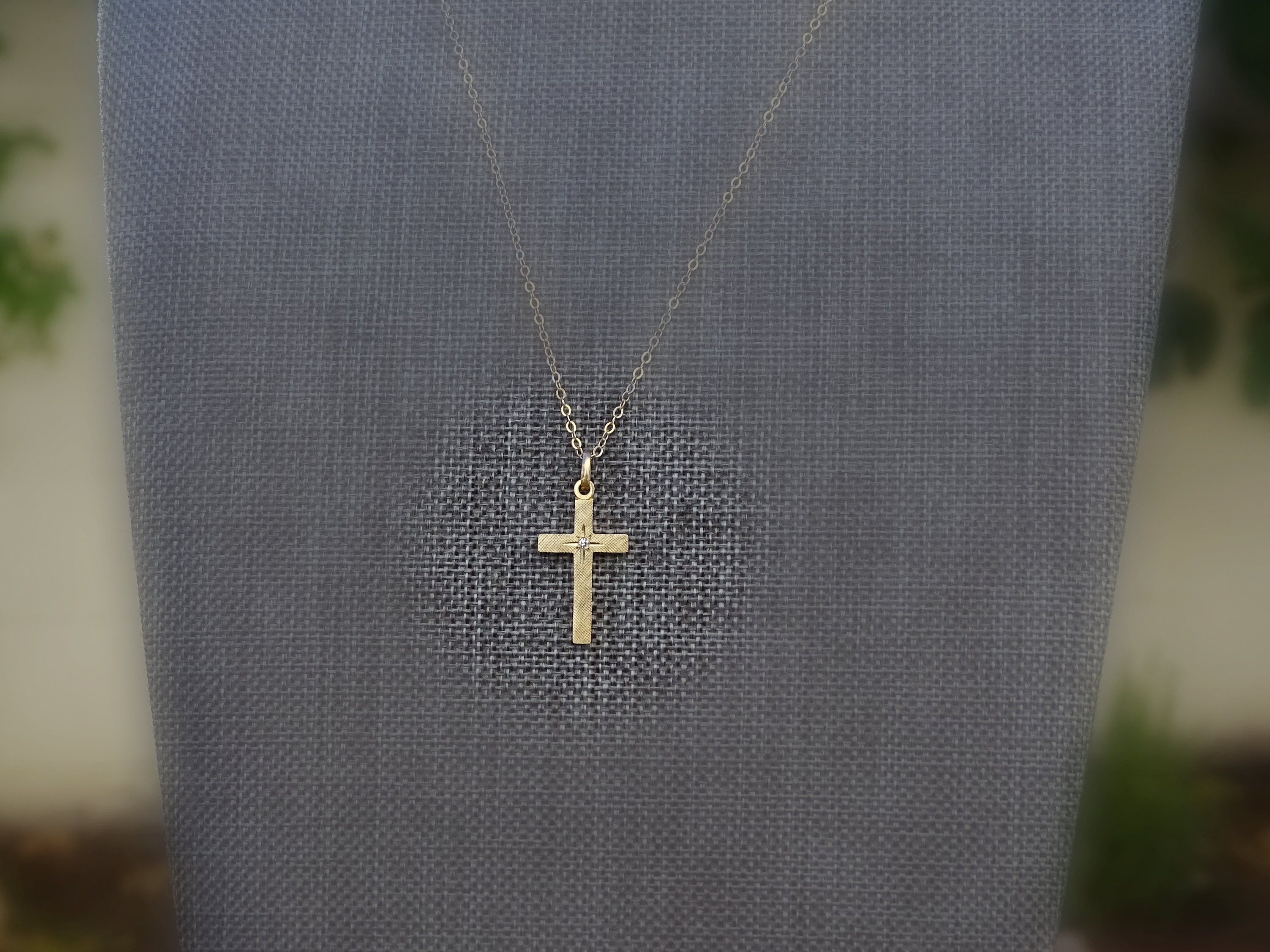 Small Gold Cross Pendant Dainty Gold Cross Necklace Womens Etsy