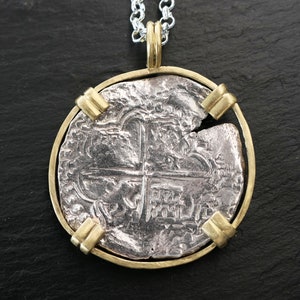genuine Atocha coin pendant, big treasure coin pendant 18k gold, shipwreck coin necklace, 8 Reale Atocha coin necklace gold unique mens gift