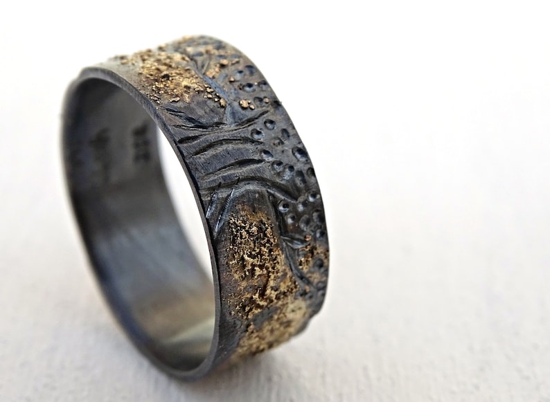 anillo único del árbol de la vida plata negra oro de 14k, anillo vikingo anillo Yggdrasil, anillo de bodas celta para hombres anillo de bodas oro fundido y plata imagen 4