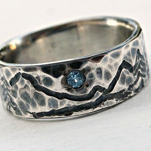 rustic mountain range ring with gemstone, engraved landscape ring for him and her, outdoor wedding ring silver, customized mountain ring