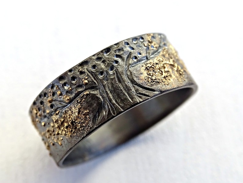 anillo único del árbol de la vida plata negra oro de 14k, anillo vikingo anillo Yggdrasil, anillo de bodas celta para hombres anillo de bodas oro fundido y plata imagen 1