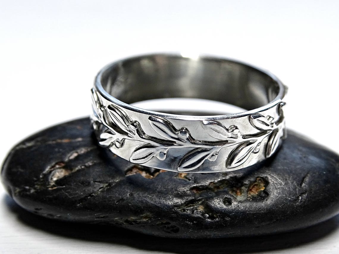 Womens Wedding Ring Pagan Laurel Ring Celtic Engagement Ring Etsy