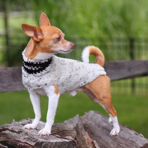 Chihuahua sweater * Small dog sweater * Dog sweater * Chihuahua clothing  * Hand knit dog sweater * Chihuahua gift * Clothes for chihuahua