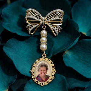Custom Photo Bow Bouquet Charm with Rhinestone Brooch & Pearls, In Memory of Keepsake, Bride